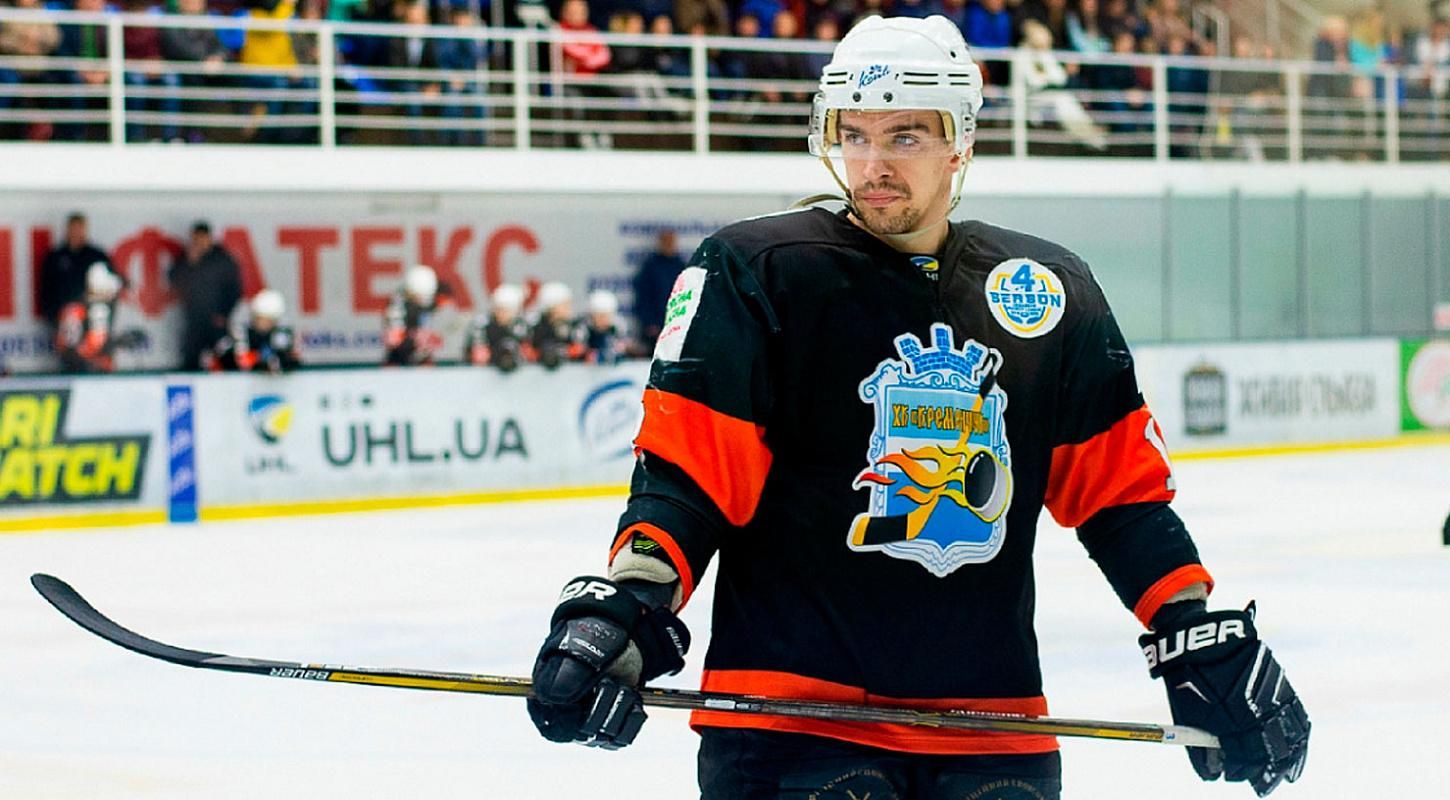 Хокеїст віртуозно здійснив обманний маневр при виконанні буліта – видовищне відео Хокеїст віртуозно здійснив обманний маневр при виконанні буліта – видовищне відео