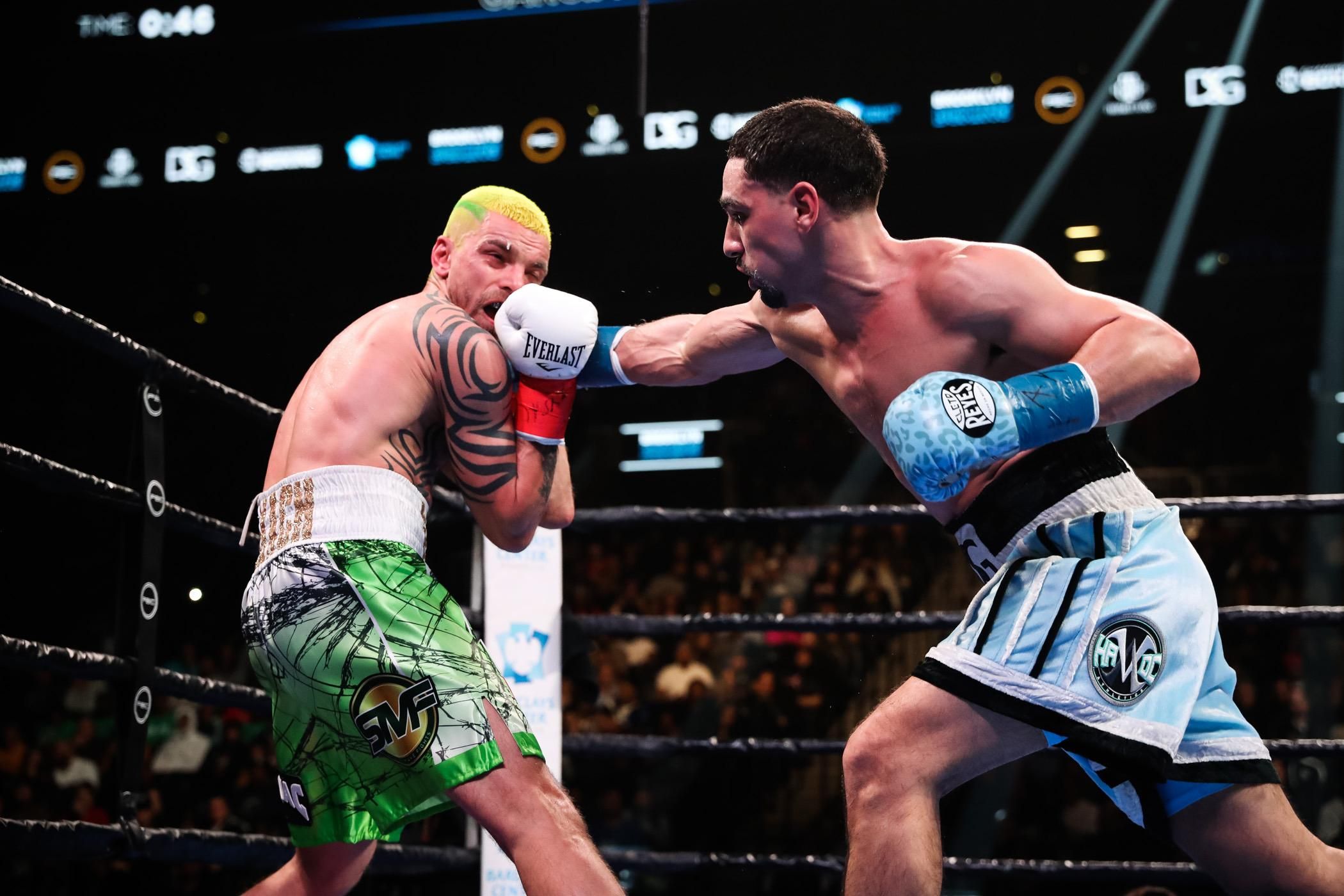 Весь в синяках – Редкач показал свое лицо после проигранного боя (фото) Весь в синяках – Редкач показал свое лицо после проигранного боя (фото)