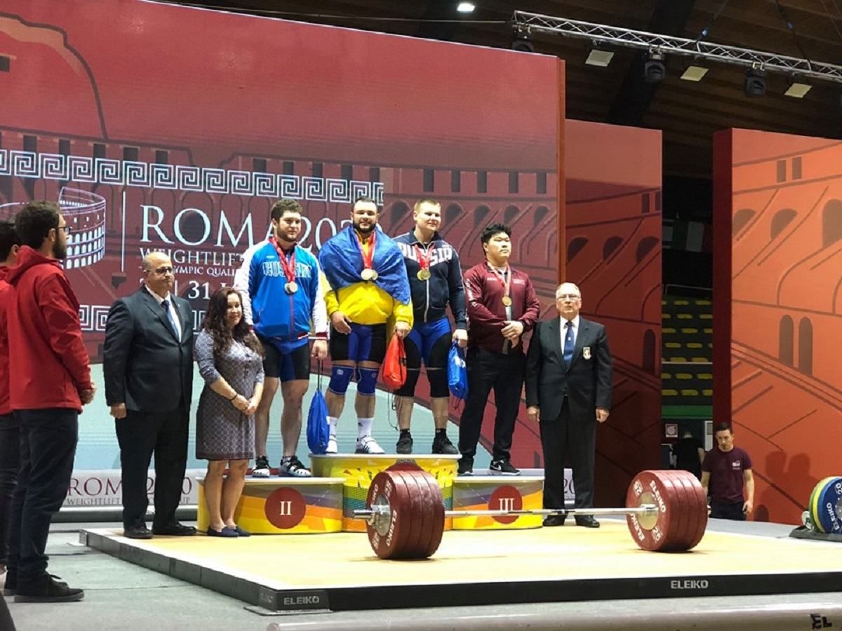 Дмитро Чумак приніс Україні золото Кубка світу з важкої атлетики, обійшовши двох росіян
