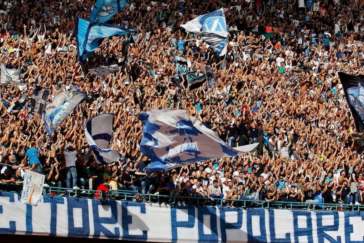 Опубликован трейлер фильма о фанатах "Наполи" от Netflix Опубликован трейлер фильма о фанатах "Наполи" от Netflix