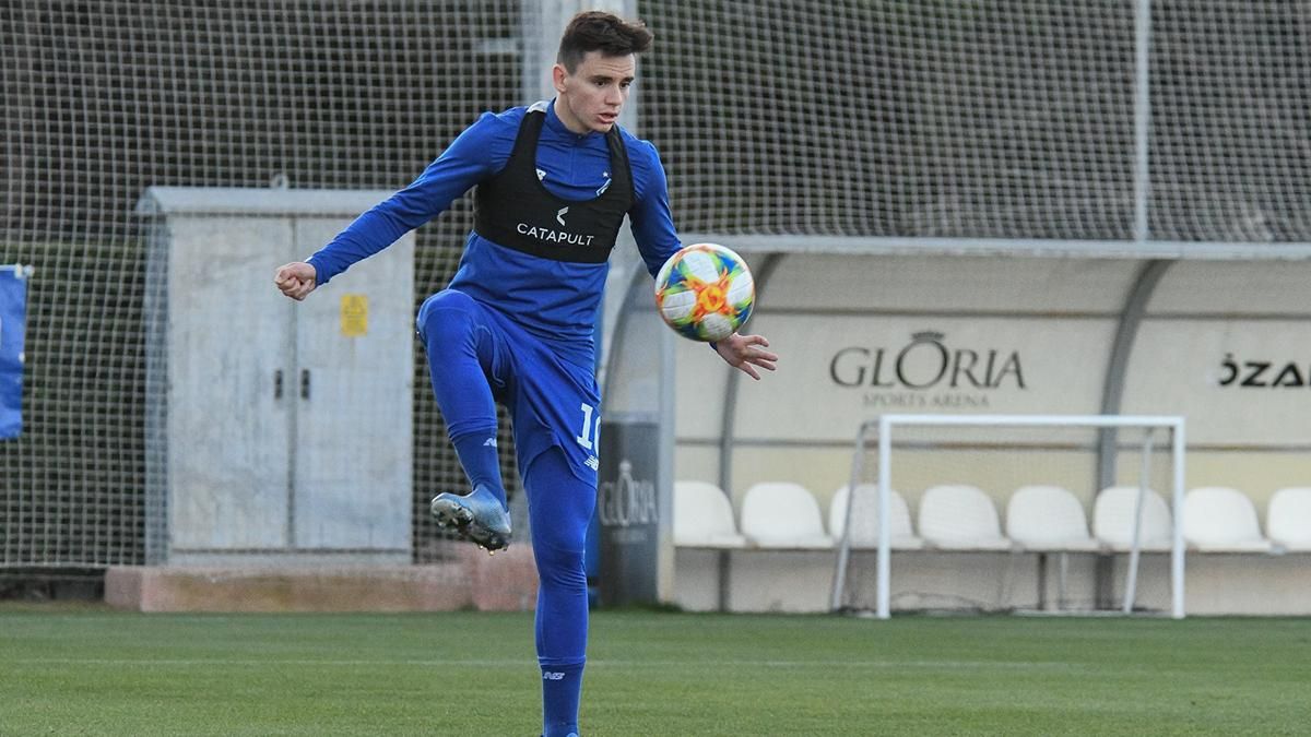 У всіх темношкірих такий запах: Шапаренко заявив, що Родрігес найгірше пахне в "Динамо" У всіх темношкірих такий запах: Шапаренко заявив, що Родрігес найгірше пахне в "Динамо"