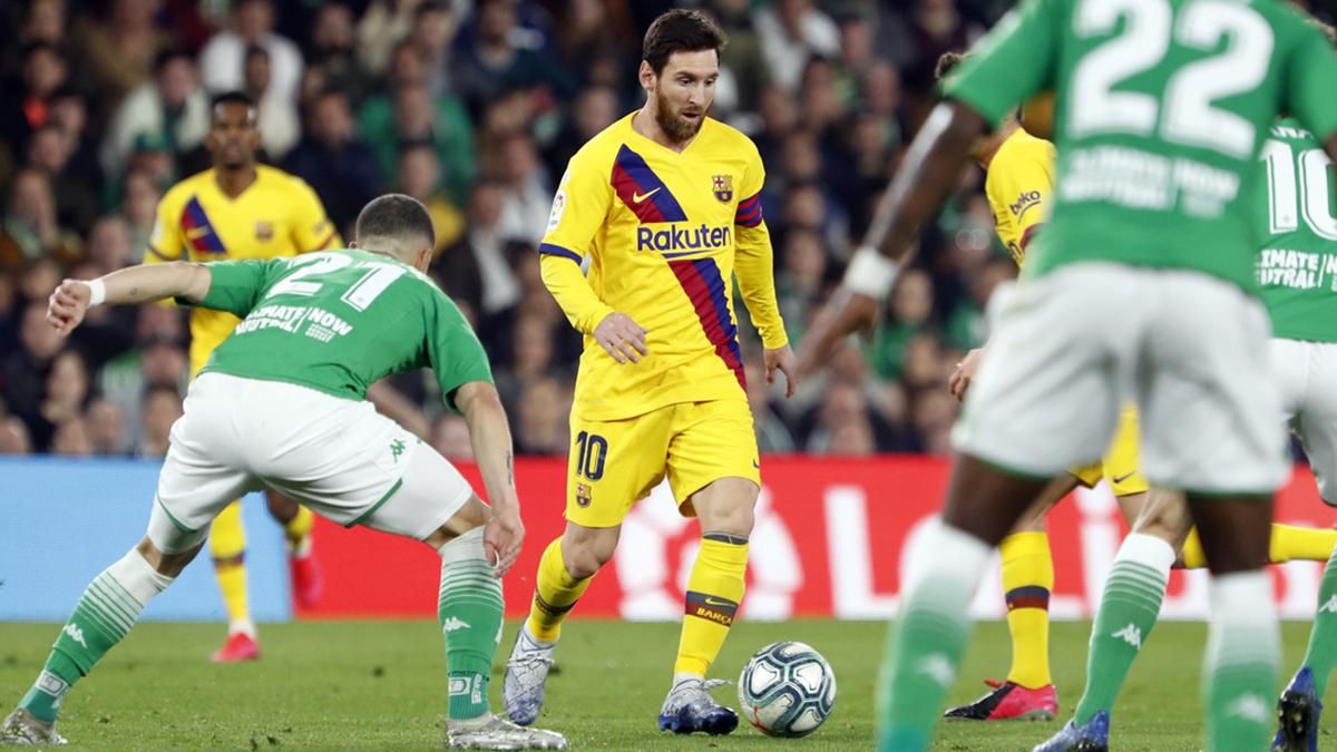 "Барселона" вырвала победу над "Бетис" благодаря трем результативным пасам Месси – видео