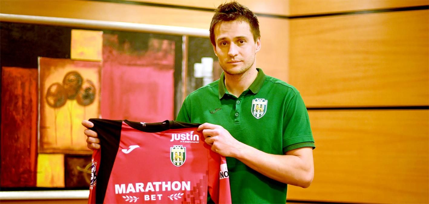 "Карпаты" неожиданно подписали опытного вратаря и арендовали нападающего "Карпаты" неожиданно подписали опытного вратаря и арендовали нападающего