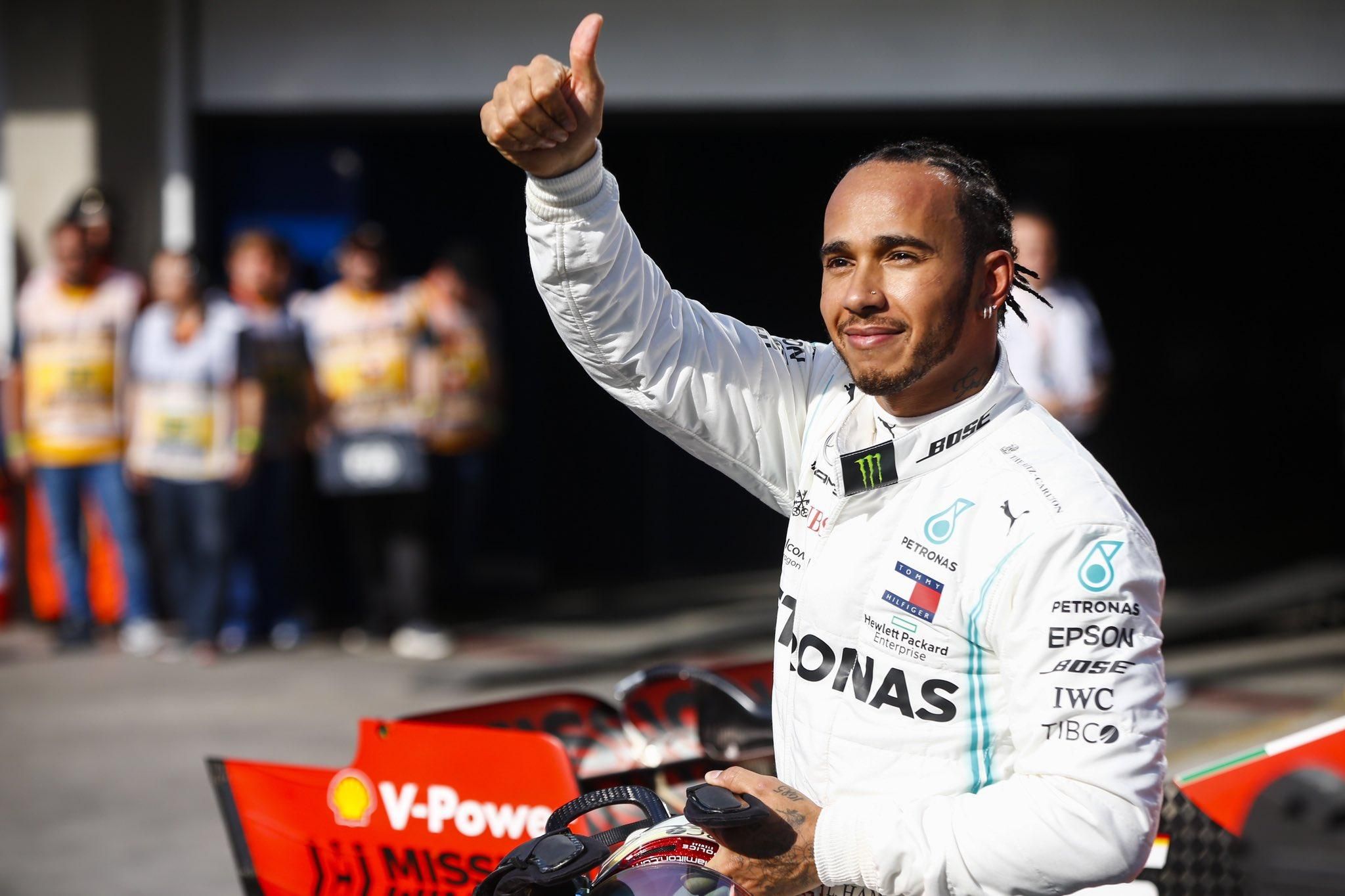 Льюис Хэмилтон хочет рекордную заплату в Формуле-1: названа сумма Льюис Хэмилтон хочет рекордную заплату в Формуле-1: названа сумма