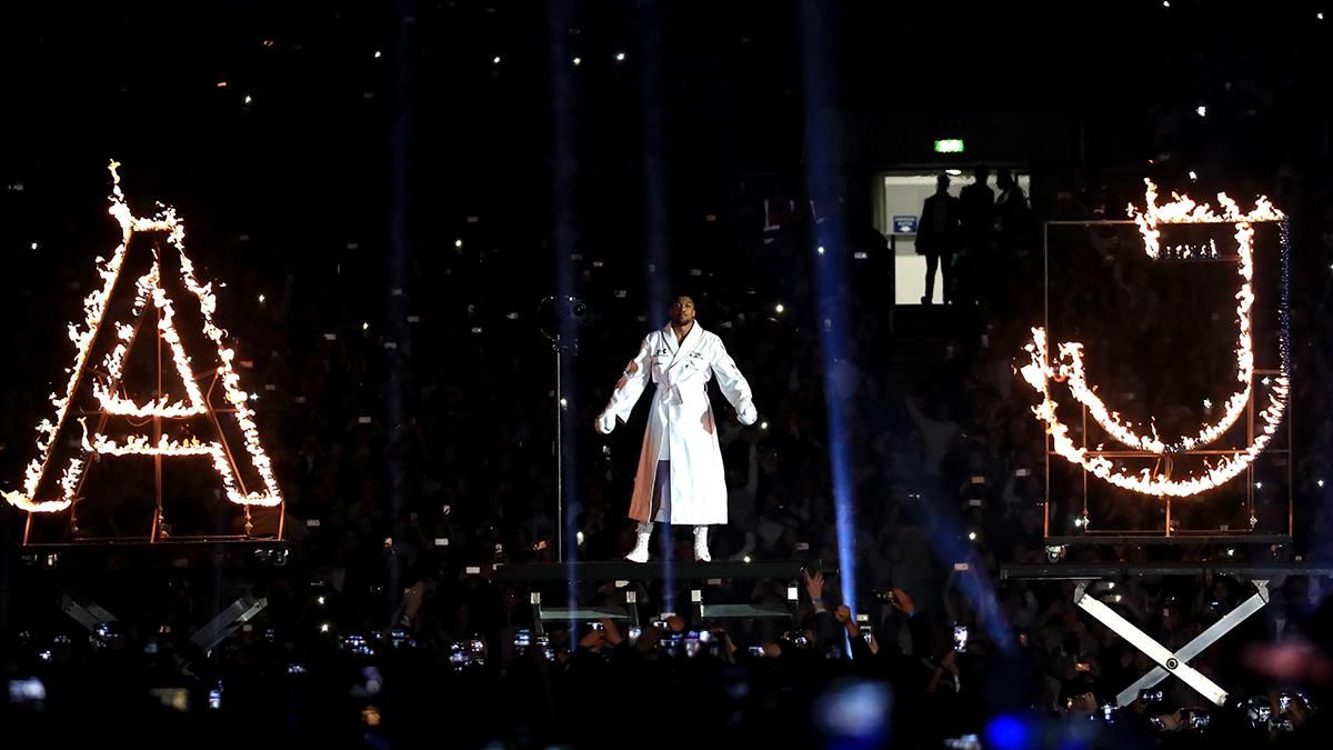 Джошуа зачитав реп на концерті відомого гурту So Solid Crew: відео Джошуа зачитав реп на концерті відомого гурту So Solid Crew: відео