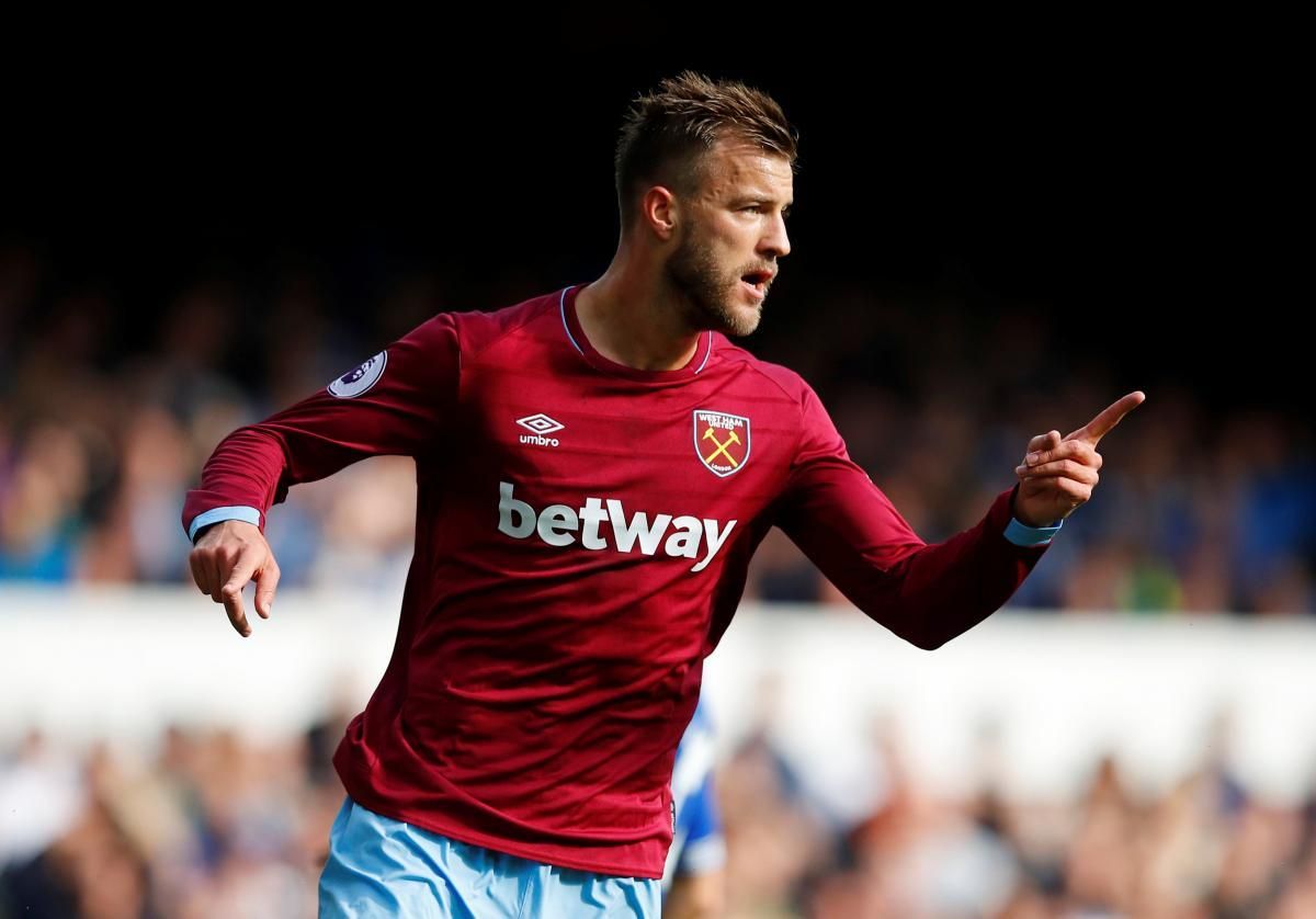 Ярмоленко заробляє найбільше у "Вест Хемі": названо зарплати гравців в АПЛ Ярмоленко заробляє найбільше у "Вест Хемі": названо зарплати гравців в АПЛ