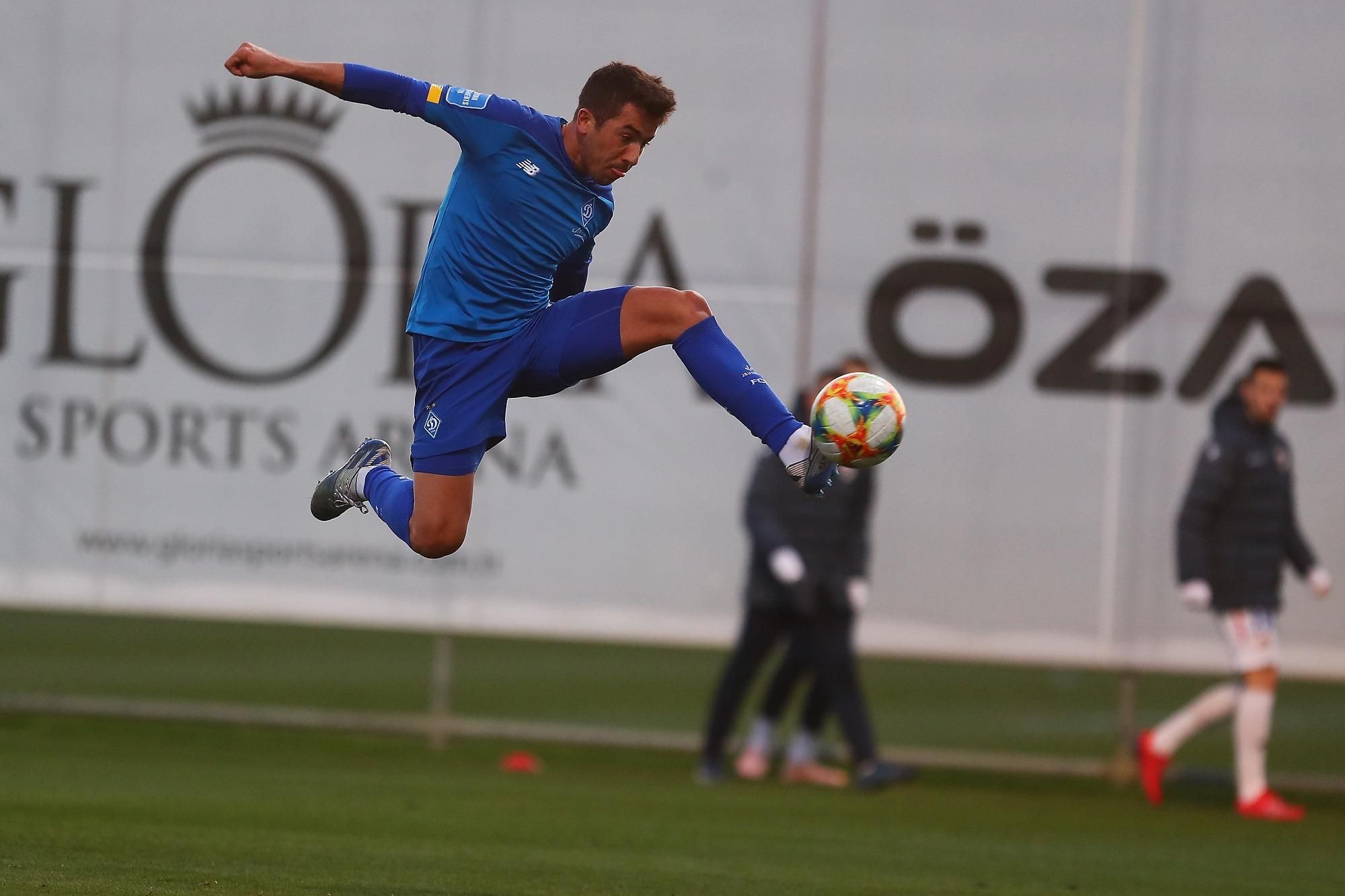 Игроки "Динамо" получают жалкие официальные зарплаты – названы суммы Игроки "Динамо" получают жалкие официальные зарплаты – названы суммы