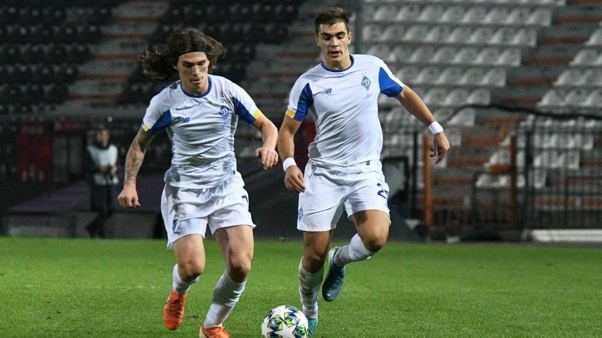 "Динамо" U-19 вилетіло з Ліги чемпіонів, програвши в серії пенальті загребському "Динамо" "Динамо" U-19 вилетіло з Ліги чемпіонів, програвши в серії пенальті загребському "Динамо"