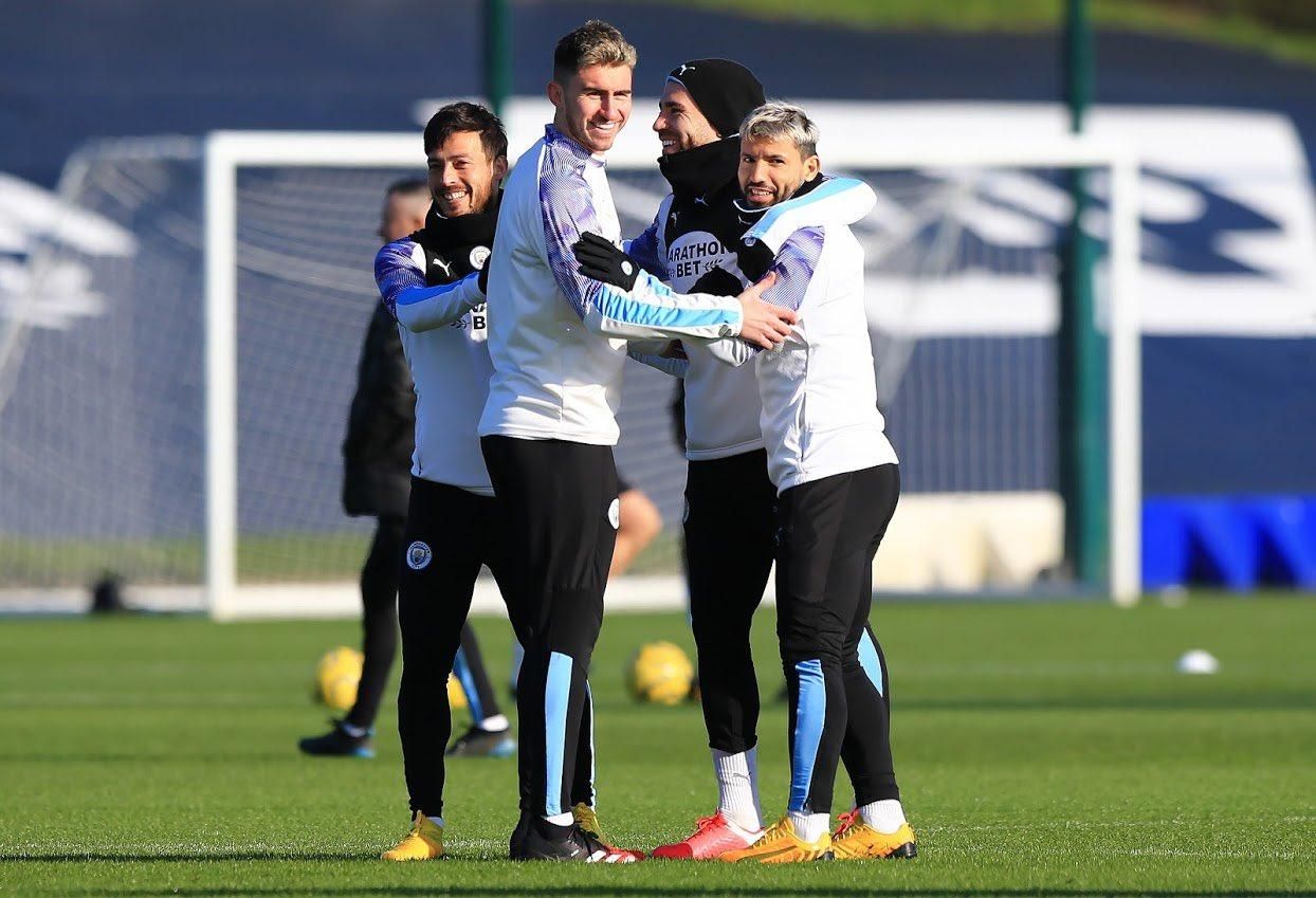 "Манчестер Сіті" на два роки відсторонили від Ліги чемпіонів за фінансові махінації "Манчестер Сіті" на два роки відсторонили від Ліги чемпіонів за фінансові махінації