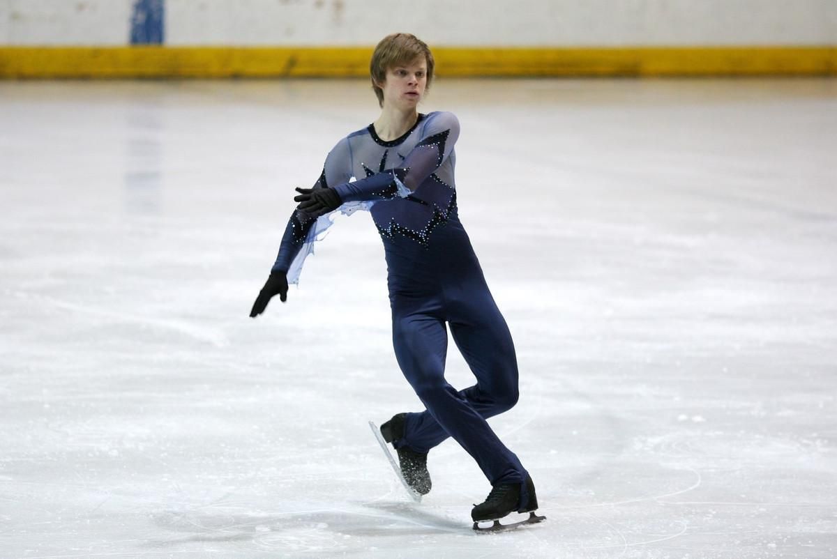 Микола Бондар – український фігурист помер в Китаї 15.02.2020 Микола Бондар – український фігурист помер в Китаї 15.02.2020