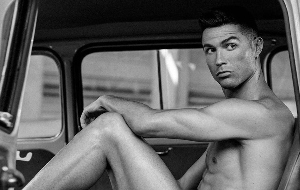 Роналду показав неймовірну фізичну форму: гаряче фото Роналду показав неймовірну фізичну форму: гаряче фото