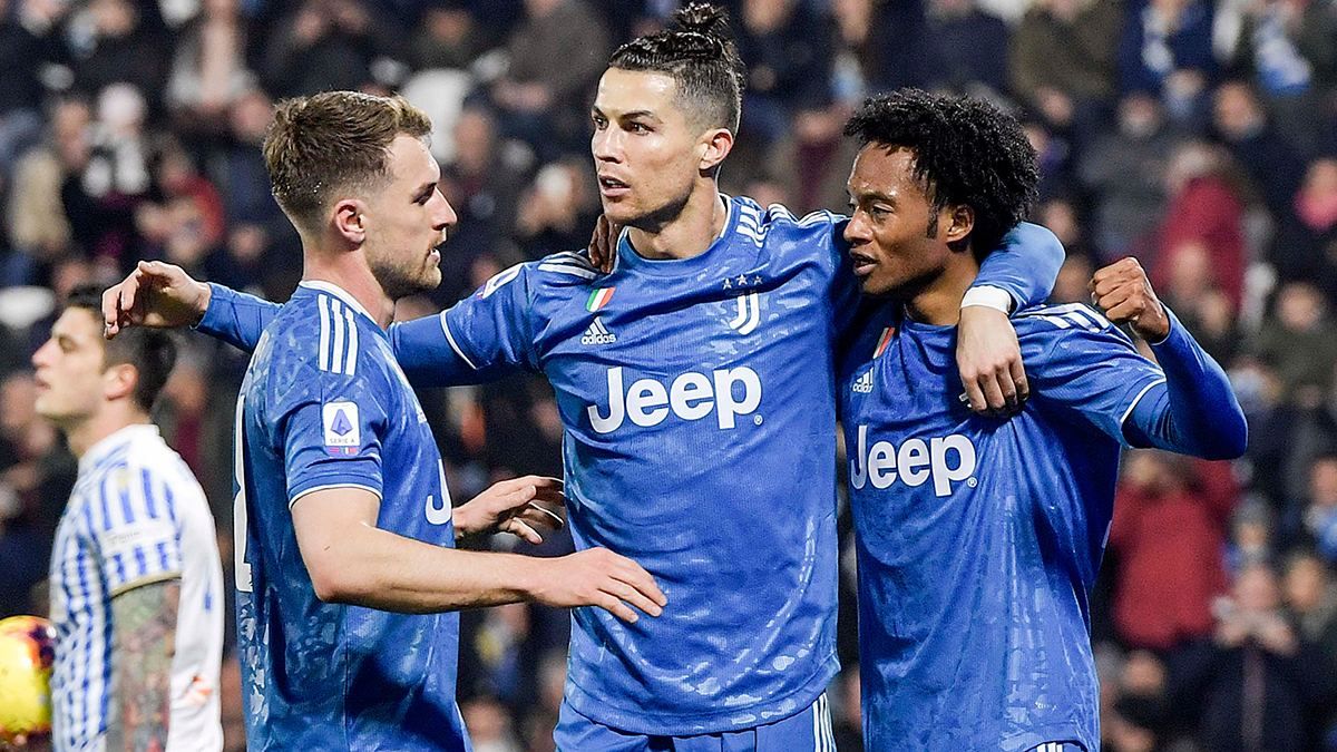 Акции "Ювентуса" упали на 14% из-за коронавируса в Италии Акции "Ювентуса" упали на 14% из-за коронавируса в Италии