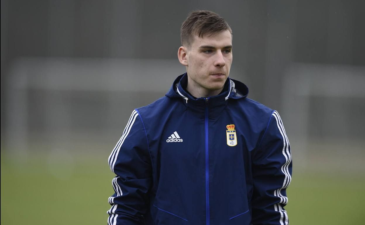 Украинец Лунин провел первый "сухой" матч за "Овьедо" Украинец Лунин провел первый "сухой" матч за "Овьедо"