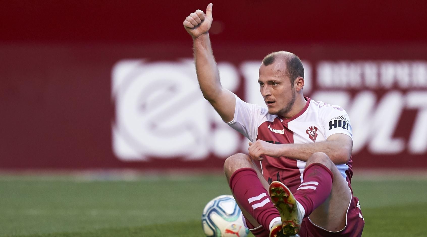 Роман Зозуля о фанатах "Райо Вальекано": Жду, когда меня уже назовут геем Роман Зозуля о фанатах "Райо Вальекано": Жду, когда меня уже назовут геем