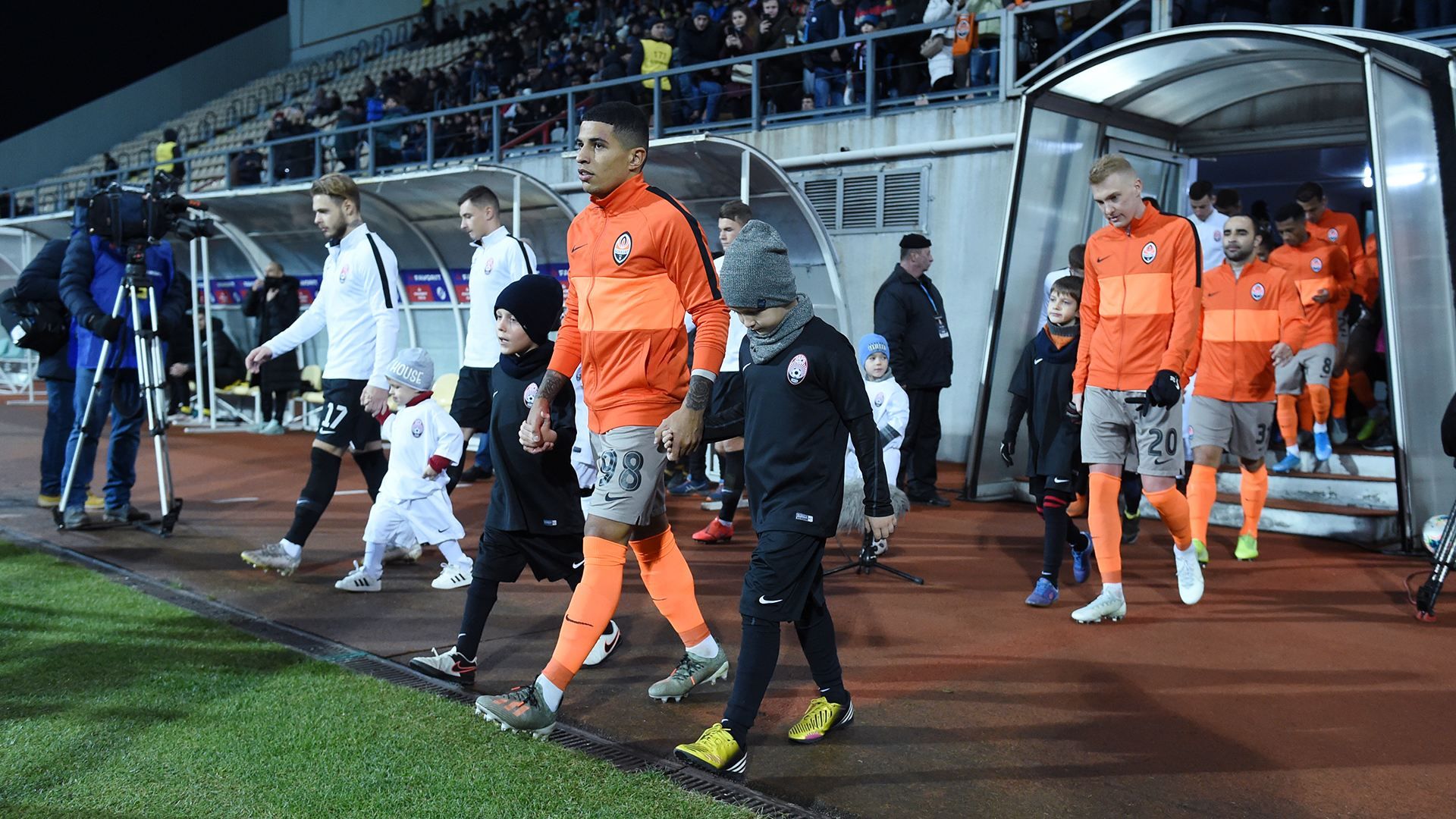 Заря – Шахтер: смотреть онлайн матч 15.03.2020 – УПЛ Заря – Шахтер: смотреть онлайн матч 15.03.2020 – УПЛ