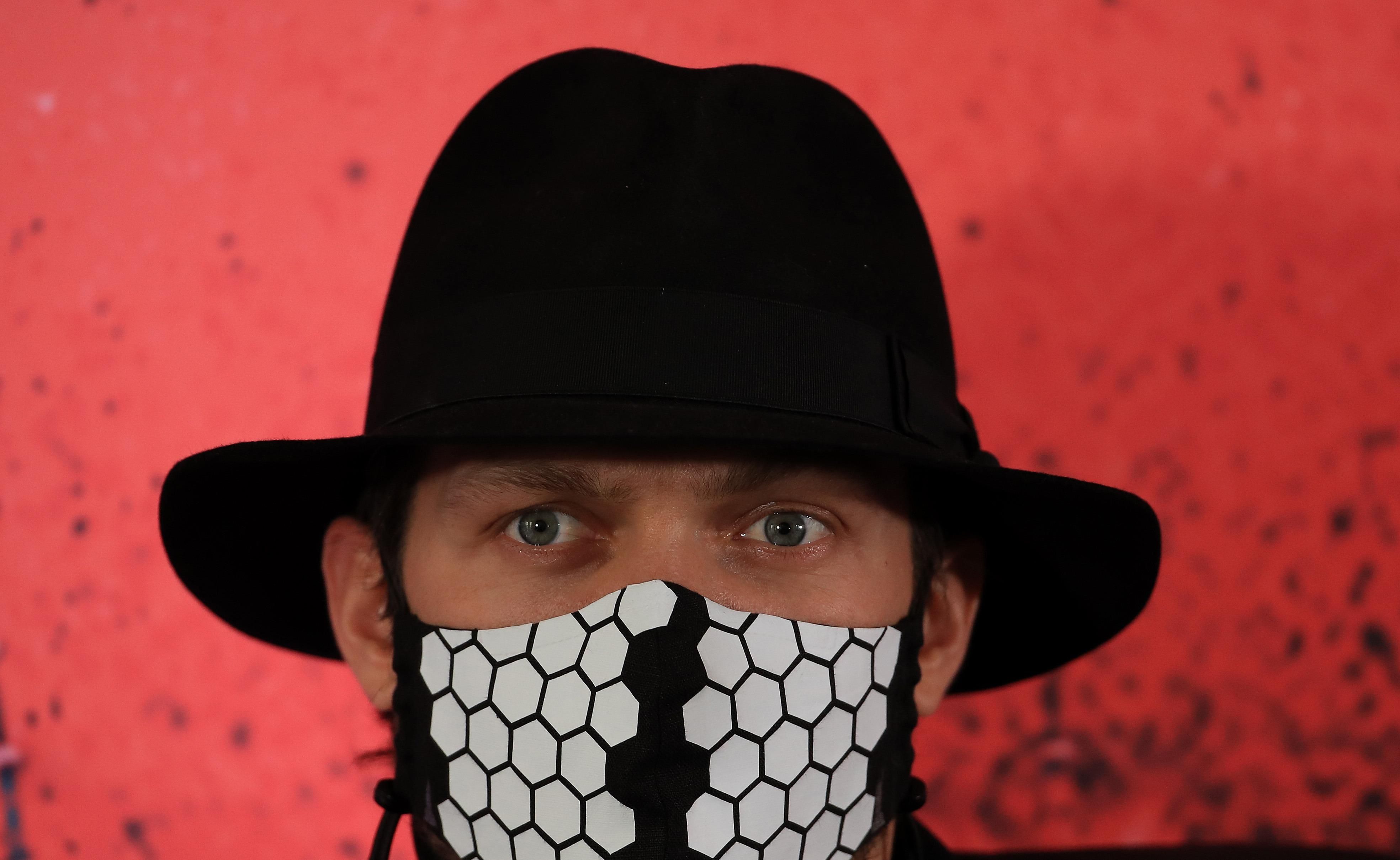 Усик зізнався, що "захворів новим вірусом" – відео Усик зізнався, що "захворів новим вірусом" – відео