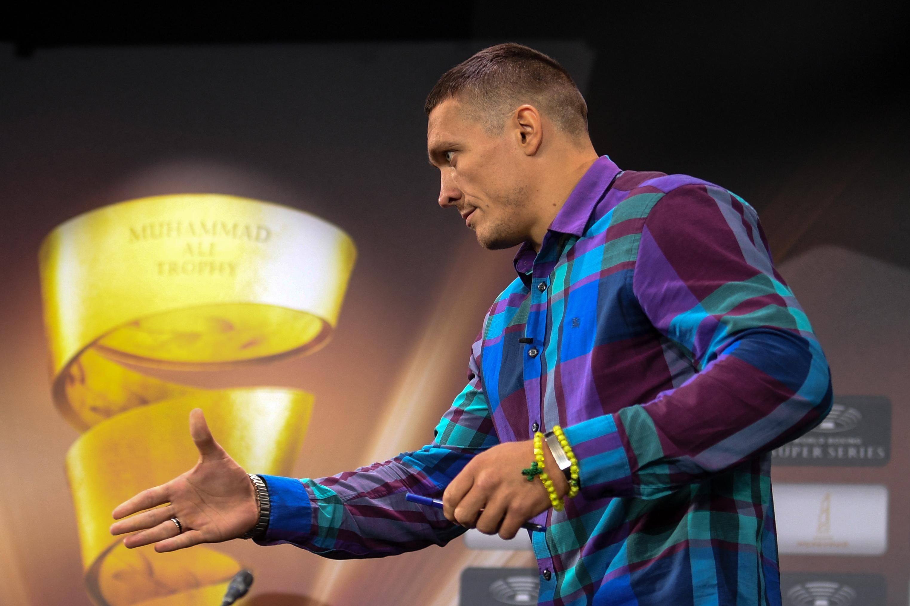 Джошуа не зможе стати абсолютним чемпіоном світу без Усика Джошуа не зможе стати абсолютним чемпіоном світу без Усика