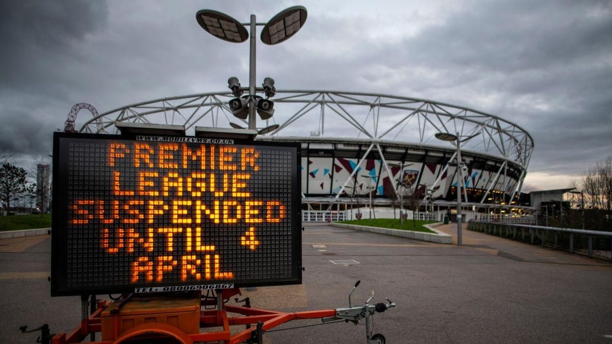 УЕФА назвал ожидаемый срок завершения футбольного сезона в Европе УЕФА назвал ожидаемый срок завершения футбольного сезона в Европе