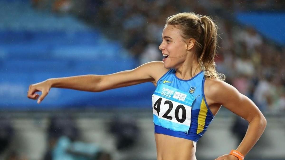 Фізичні вправи, які можна робити вдома під час карантину: відео від Юлії Левченко Фізичні вправи, які можна робити вдома під час карантину: відео від Юлії Левченко