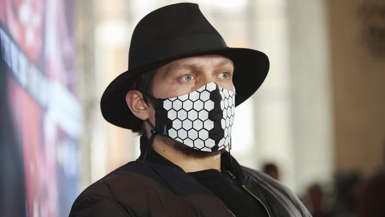 Щонеділі буду бачити сім'ю і ходити до церкви: Усик розповів про ізоляцію Щонеділі буду бачити сім'ю і ходити до церкви: Усик розповів про ізоляцію