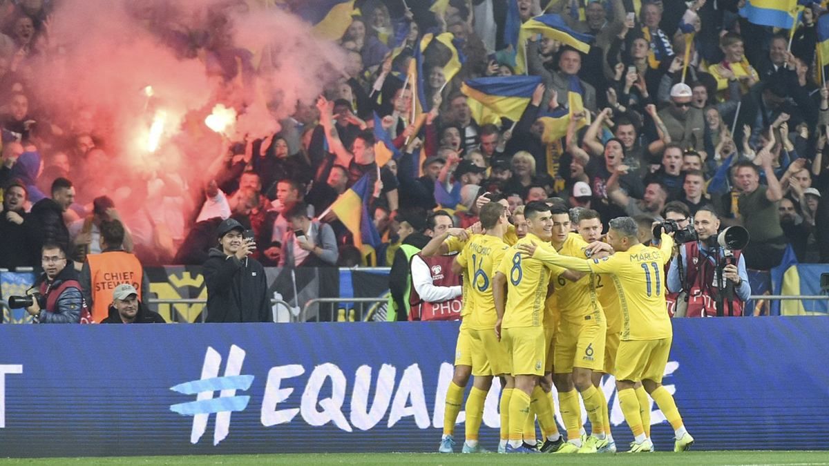 Футболисты сборной Украины получили рекордную премию за выход на Евро-2020