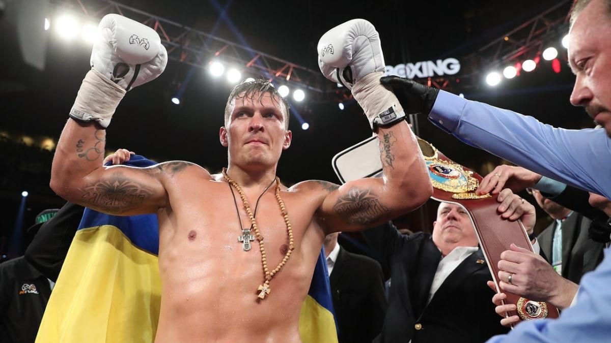 Усику предлагали деньги за проигрыш в финале чемпионата мира Усику предлагали деньги за проигрыш в финале чемпионата мира