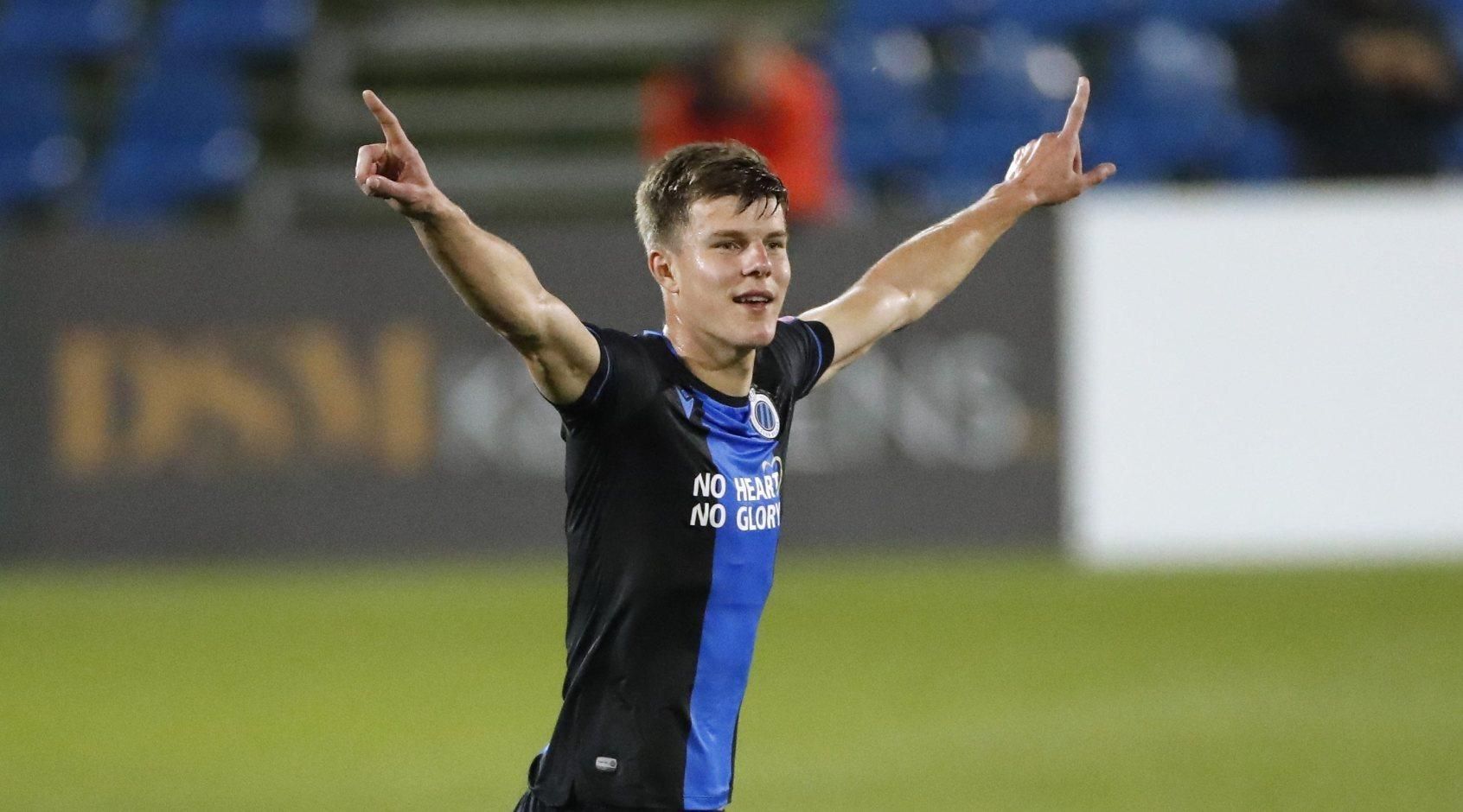 "Брюгге" викупить контракт Соболя у донецького "Шахтаря" "Брюгге" викупить контракт Соболя у донецького "Шахтаря"