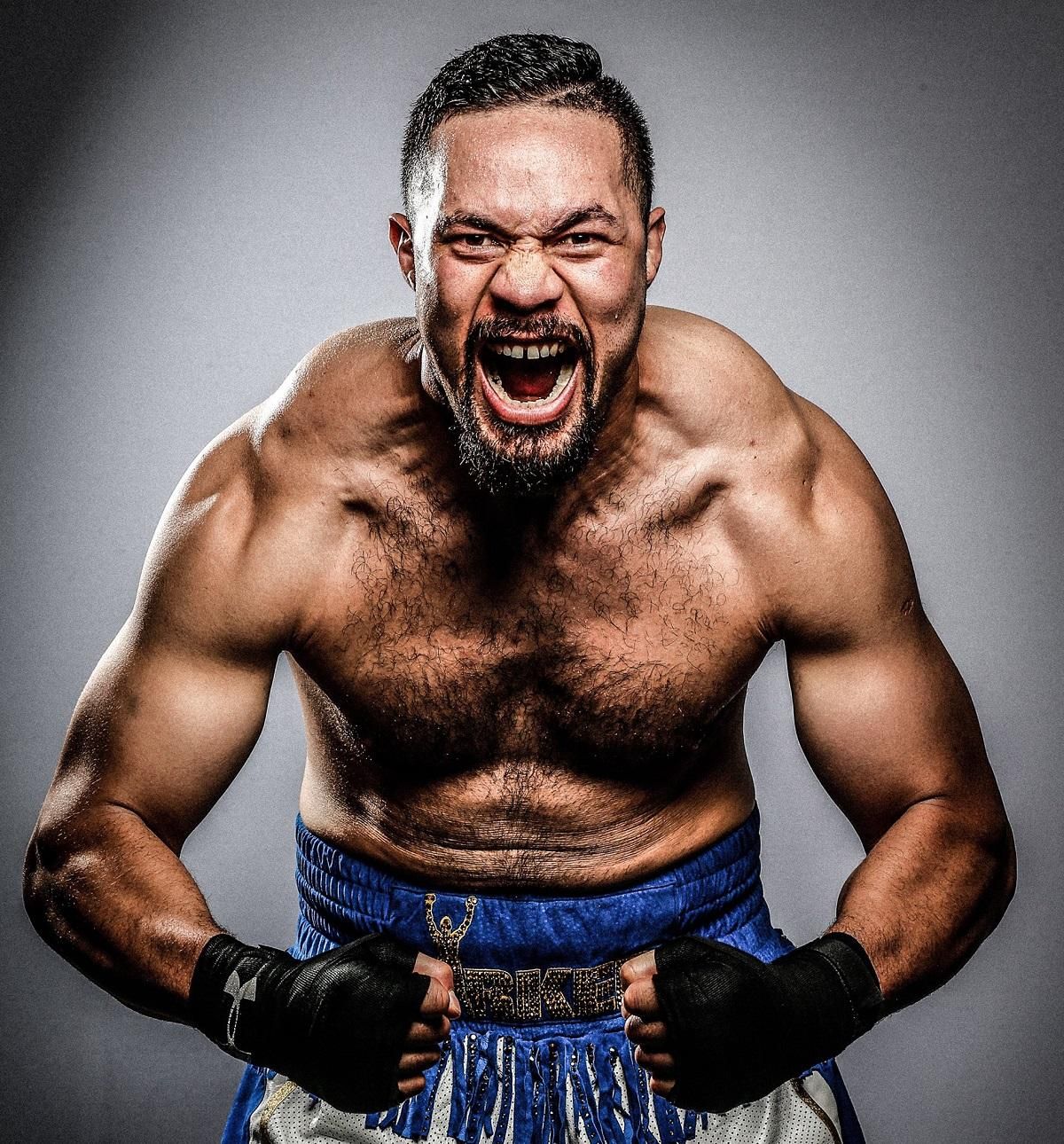 Зажигательный танец экс-чемпиона мира боксера Паркера во время карантина: видео Зажигательный танец экс-чемпиона мира боксера Паркера во время карантина: видео