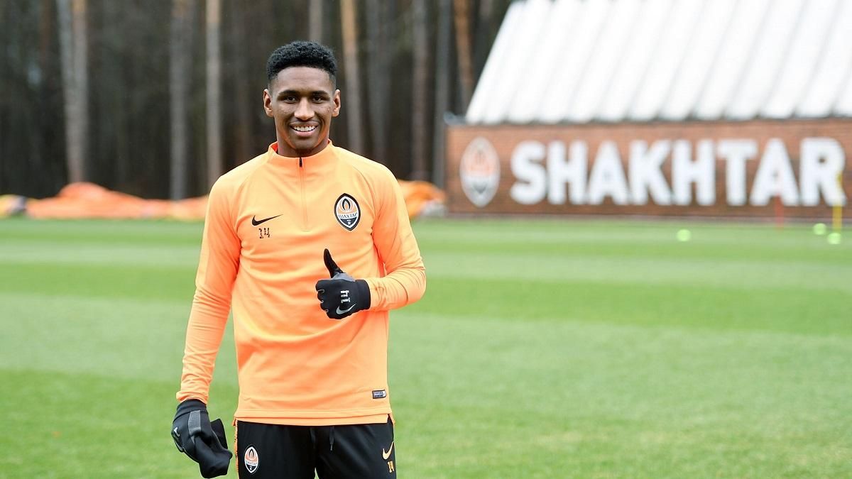 "Рома" хоче придбати вже четвертого гравця "Шахтаря" "Рома" хоче придбати вже четвертого гравця "Шахтаря"