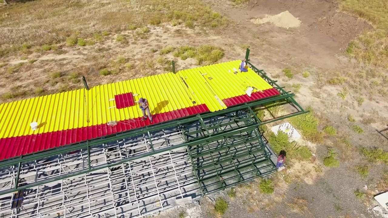 Сенсационный финалист Кубка Украины показал строительство стадиона во время карантина: видео Сенсационный финалист Кубка Украины показал строительство стадиона во время карантина: видео