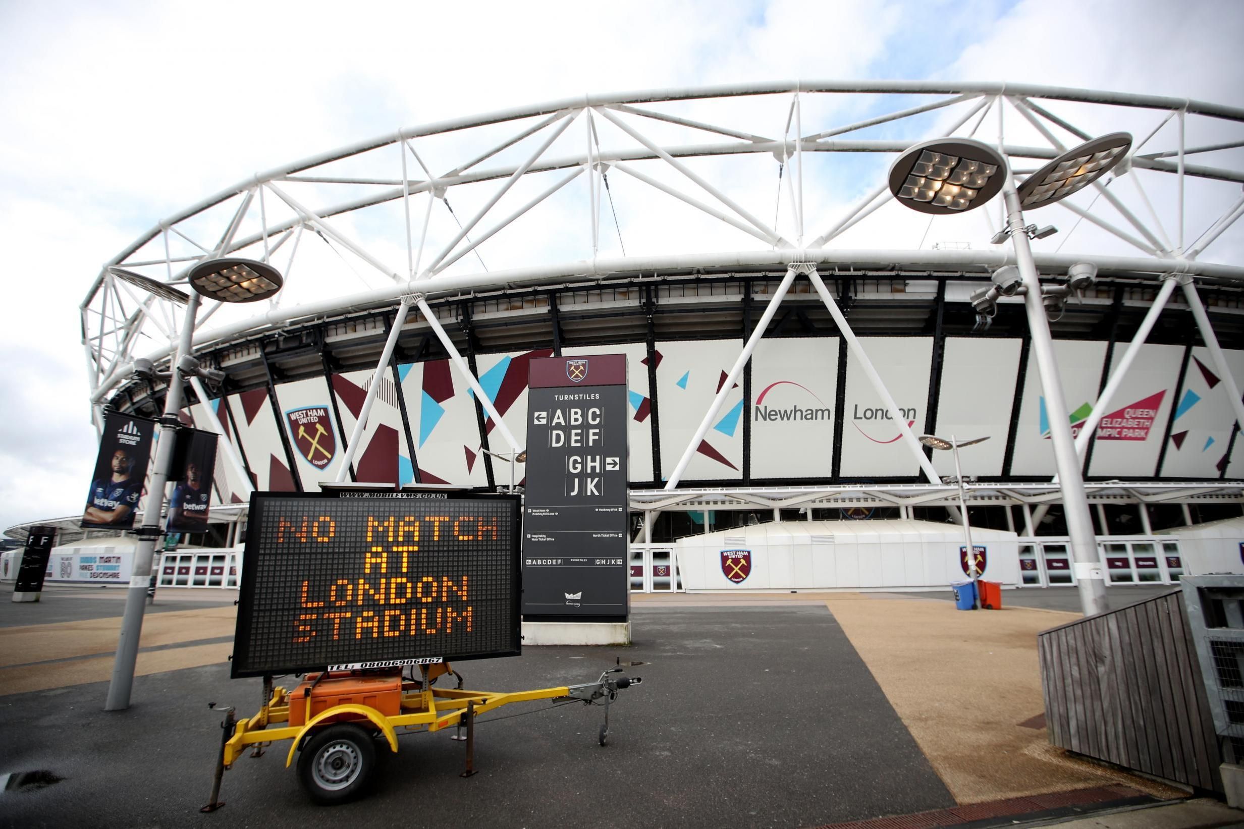 В АПЛ найкращі шанси першою відновити футбольні матчі після карантину: ставки букмекерів В АПЛ найкращі шанси першою відновити футбольні матчі після карантину: ставки букмекерів