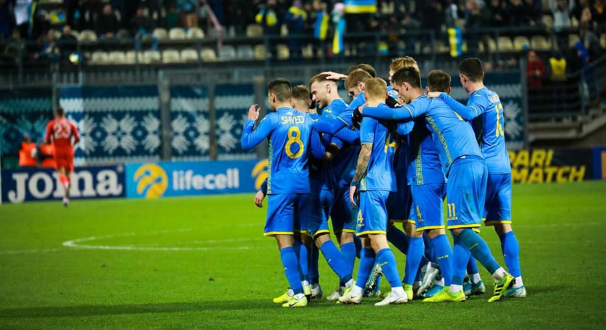 Як виглядатимуть гравці збірної України після карантину: жартівливе фото Як виглядатимуть гравці збірної України після карантину: жартівливе фото