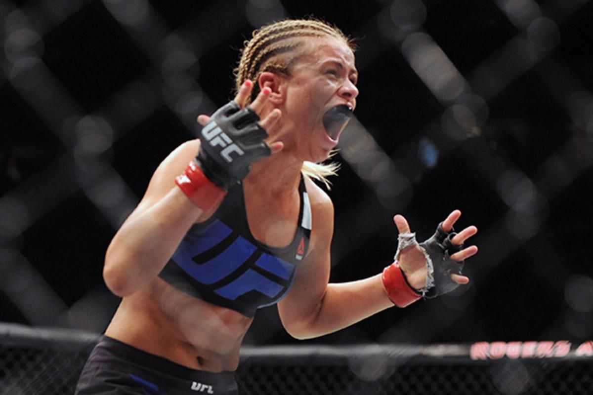 "Привет, соседи": девушка-боец UFC опубликовала новые фото в обнаженном виде "Привет, соседи": девушка-боец UFC опубликовала новые фото в обнаженном виде