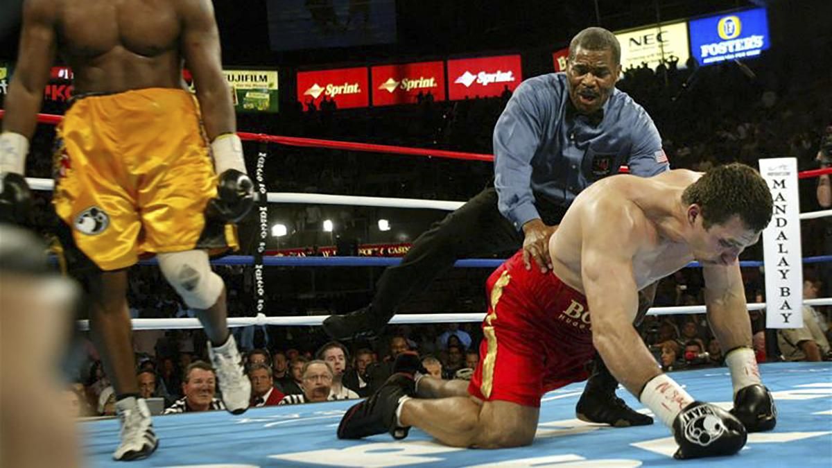 Кличко розповів, поразка від якого боксера змінила його Кличко розповів, поразка від якого боксера змінила його