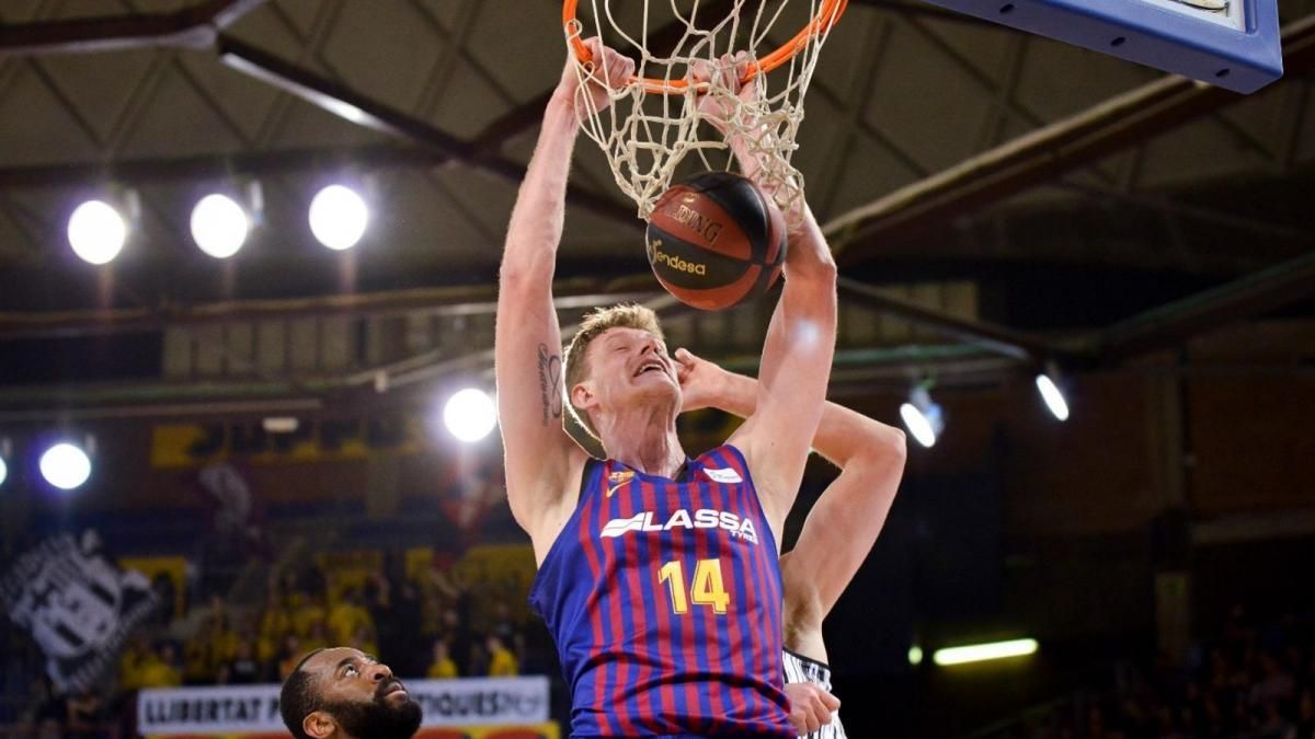 Полностью разочаровался: игрок сборной Украины хочет остаться жить в Испании Полностью разочаровался: игрок сборной Украины хочет остаться жить в Испании