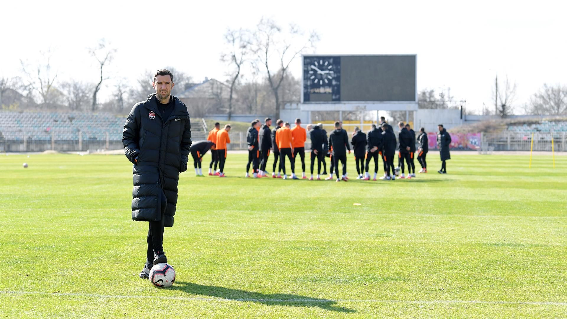 "Шахтар" вслід за "Динамо" відновить тренування "Шахтар" вслід за "Динамо" відновить тренування