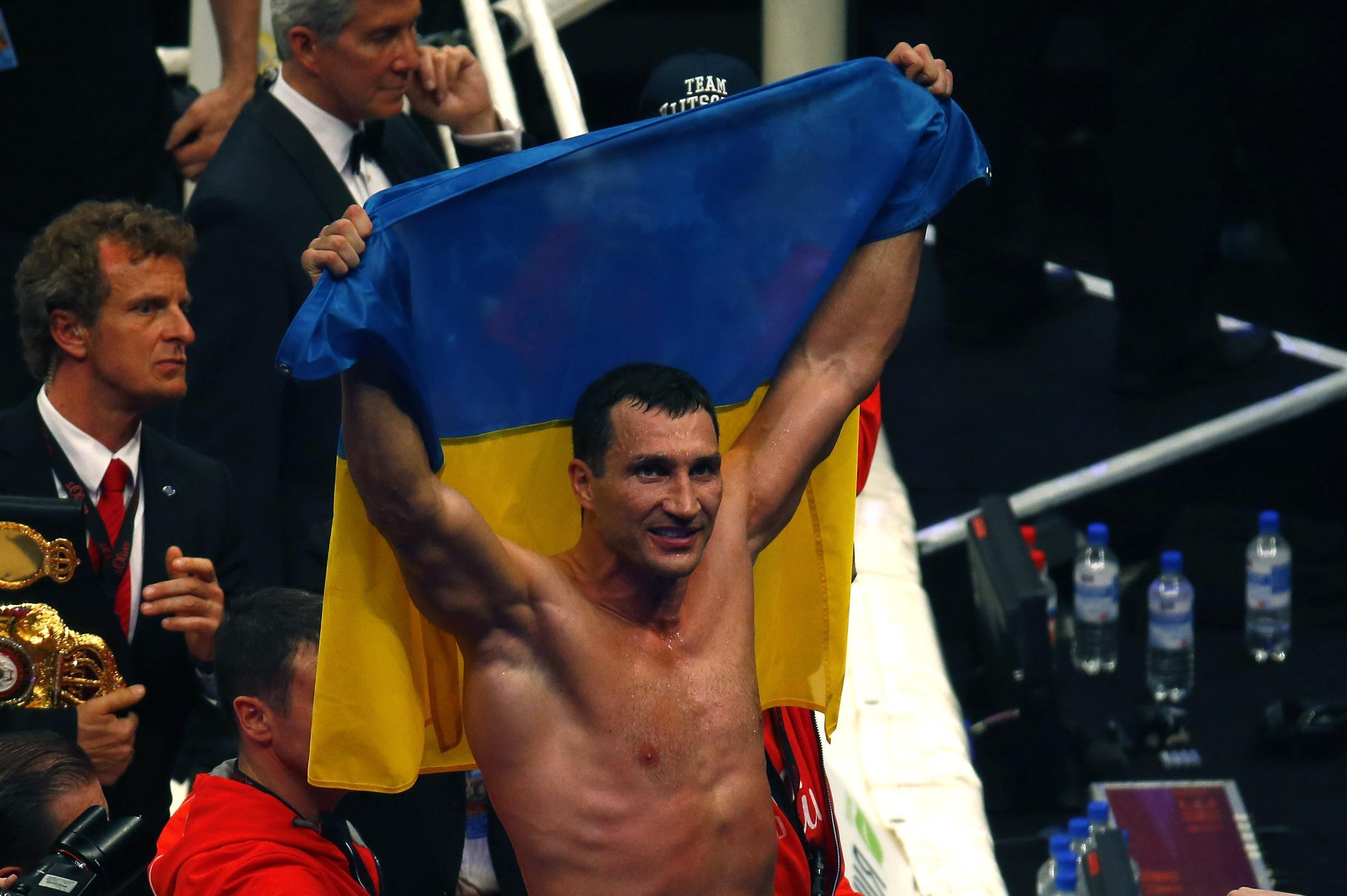 Владимир Кличко по-прежнему первый: цифры и факты Владимир Кличко по-прежнему первый: цифры и факты