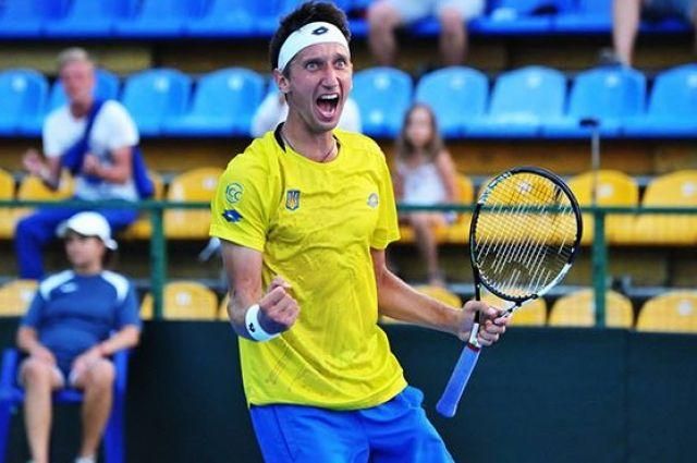 Сергій Стаховський: Живемо погано, бо кілька тисяч чиновників зробили з України свою рабиню Сергій Стаховський: Живемо погано, бо кілька тисяч чиновників зробили з України свою рабиню