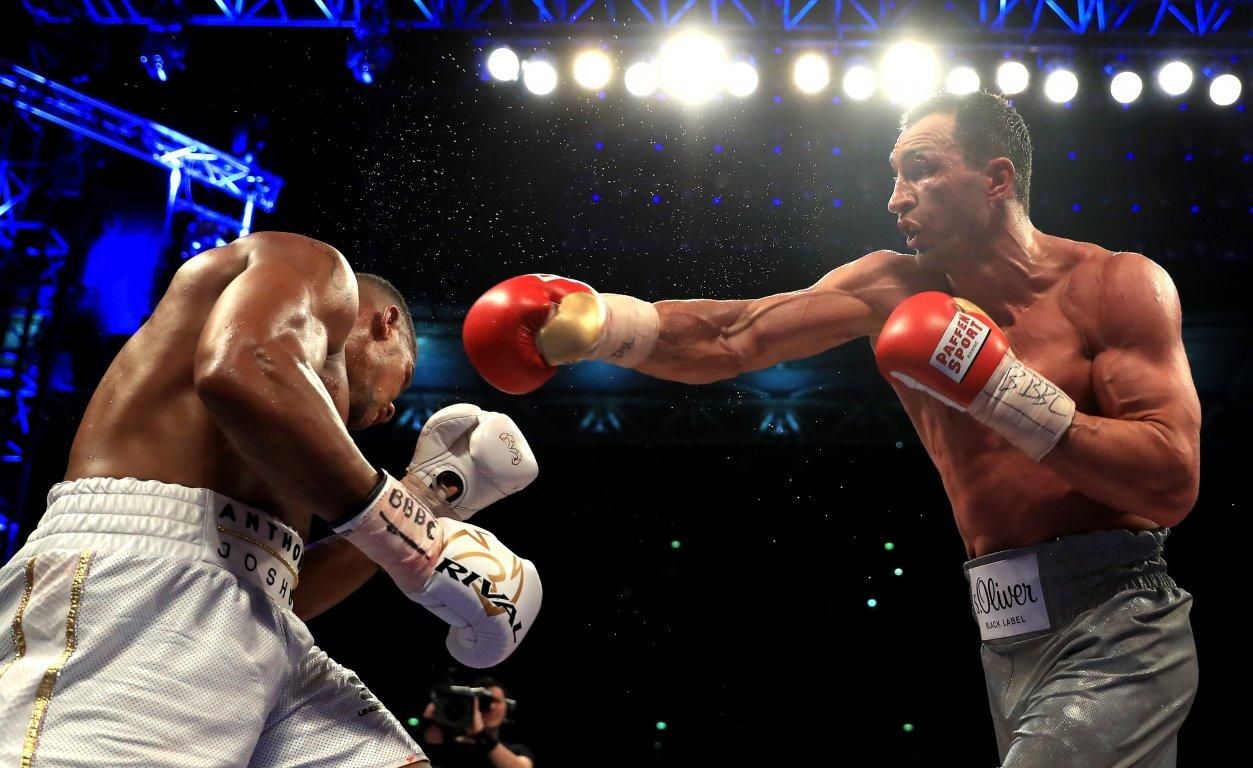 Стоит ли Володе уходить? Стоит ли Володе уходить?