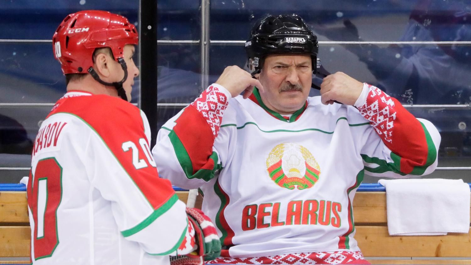 У хокеїста, з яким грав Лукашенко, виявили коронавірус