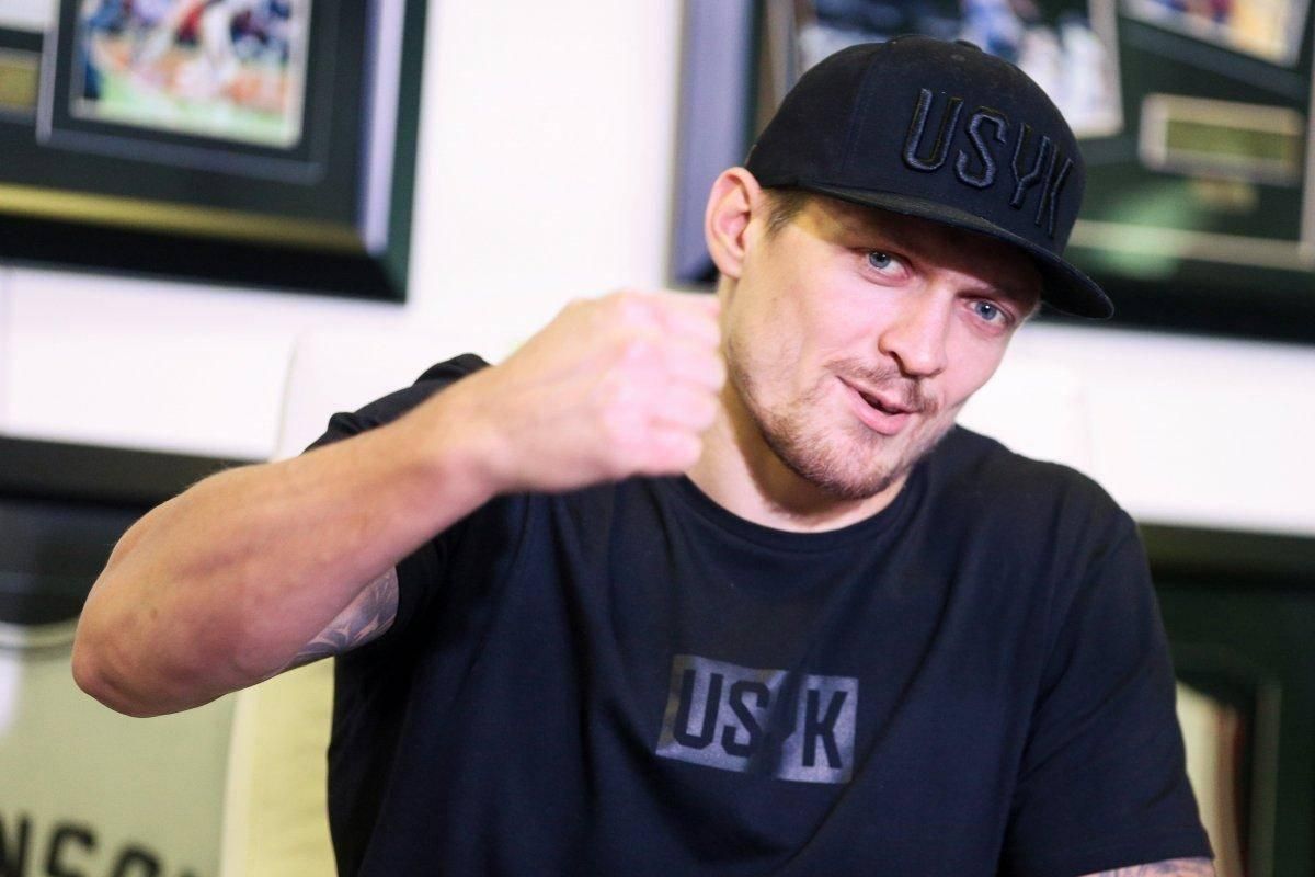 Усик бросил вызов Владимиру Кличко, но проиграл: видео боя Усик бросил вызов Владимиру Кличко, но проиграл: видео боя