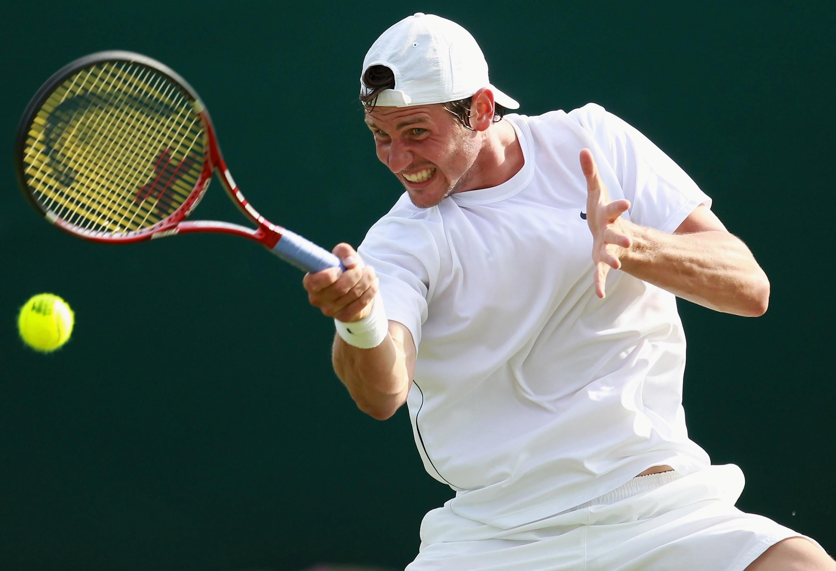 Украинский теннисист застал врасплох бойфренда Свитолиной удивительным ударом: видео Украинский теннисист застал врасплох бойфренда Свитолиной удивительным ударом: видео