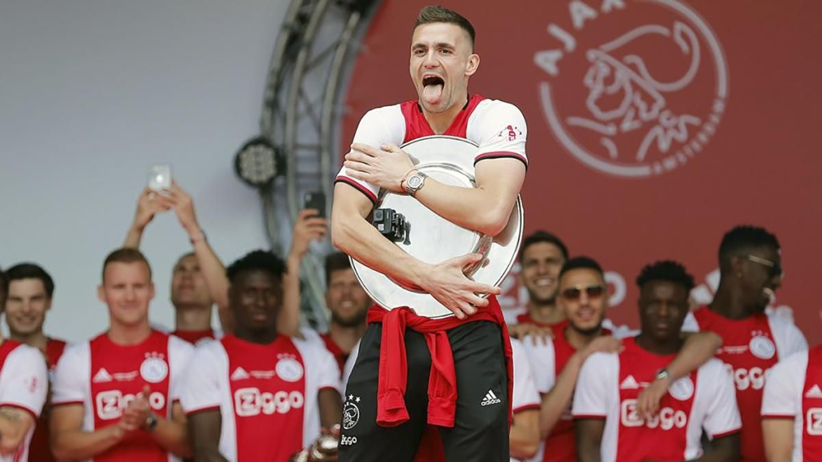 В "Аяксе" разъярены завершением чемпионата Нидерландов: Этот трофей отобрали у нас В "Аяксе" разъярены завершением чемпионата Нидерландов: Этот трофей отобрали у нас