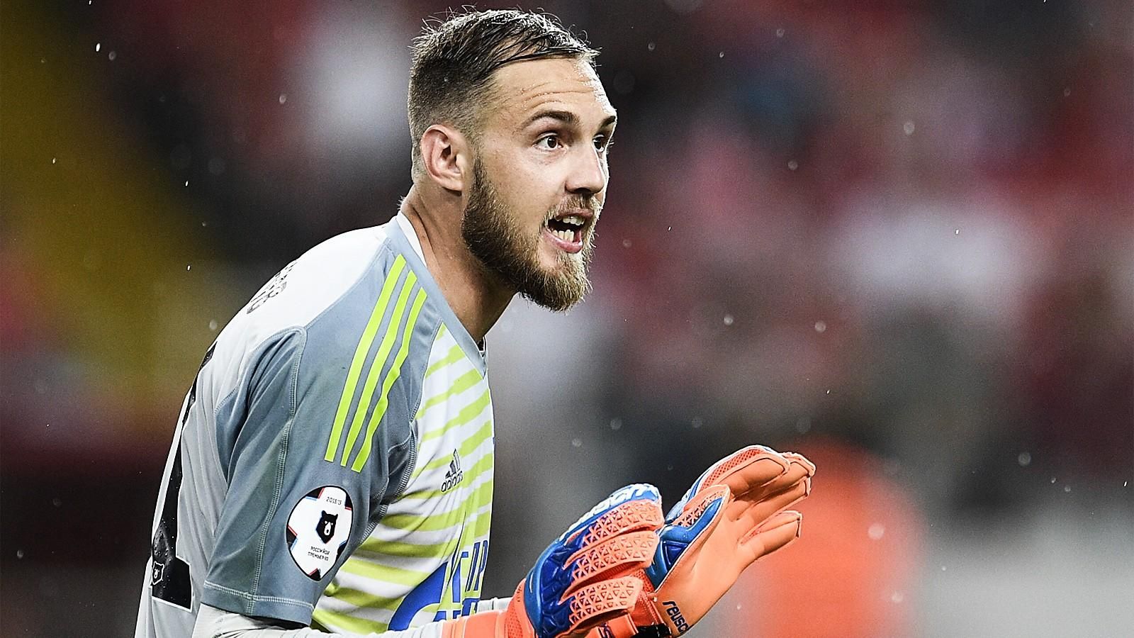 Ганьба з Кремля: у Росії жорстко покарали футболіста, який розкритикував Путіна і владу Ганьба з Кремля: у Росії жорстко покарали футболіста, який розкритикував Путіна і владу