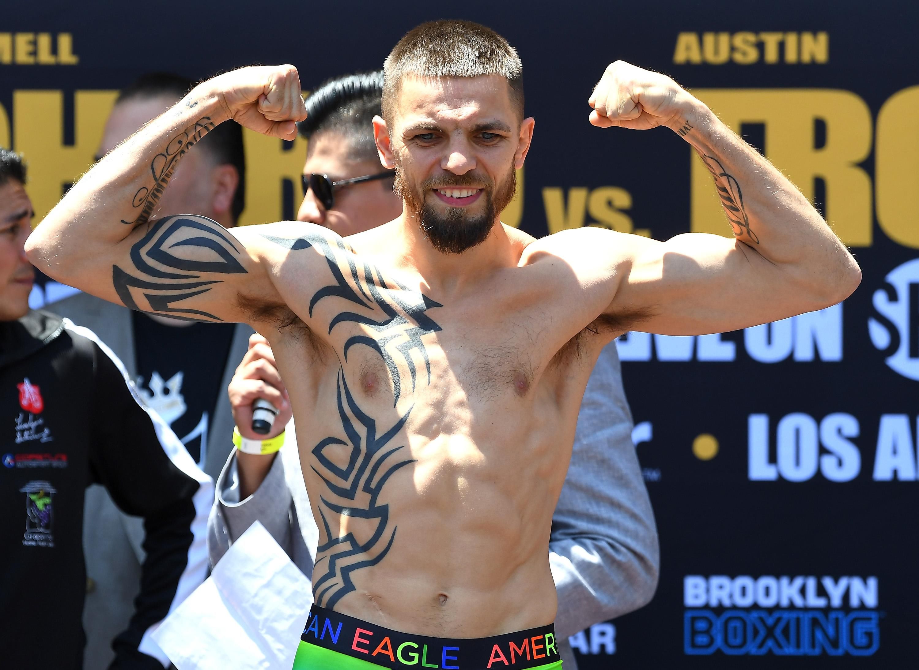 Украинский боксер готов поставить все свои деньги против Ломаченко в бою с Лопесом Украинский боксер готов поставить все свои деньги против Ломаченко в бою с Лопесом