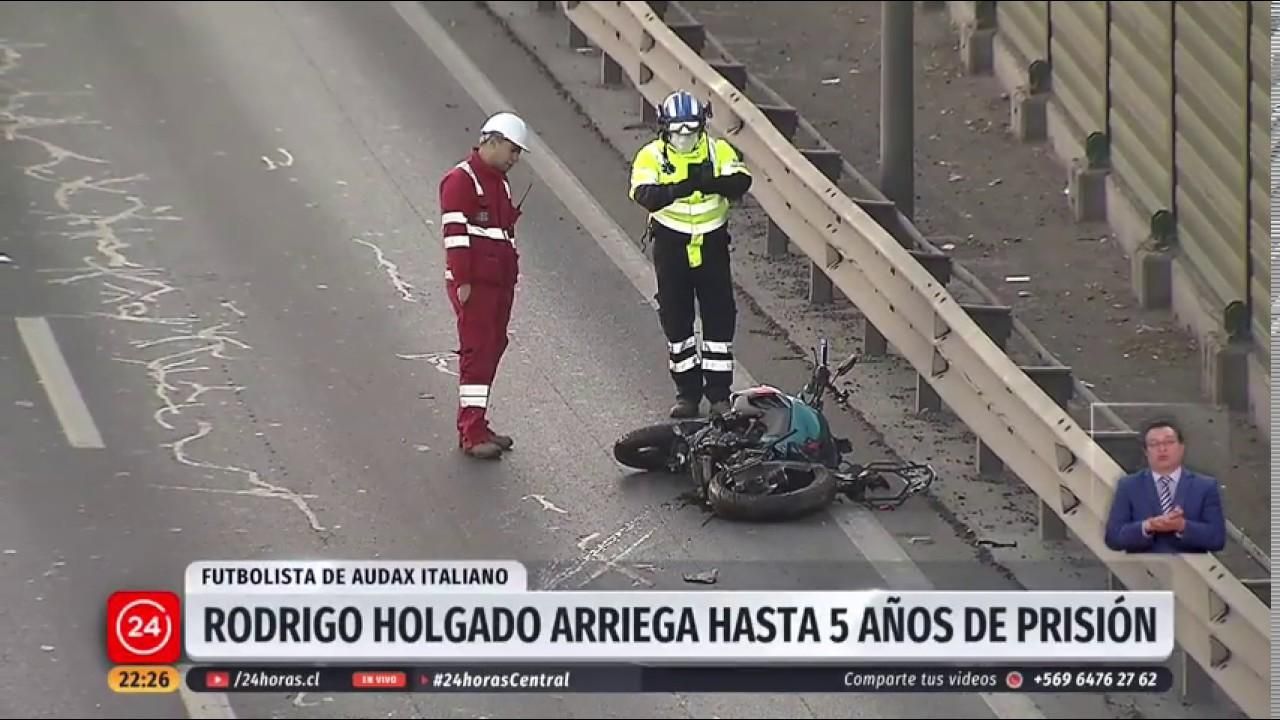 Пьяный аргентинский футболист устроил смертельное ДТП: видео трагедии Пьяный аргентинский футболист устроил смертельное ДТП: видео трагедии