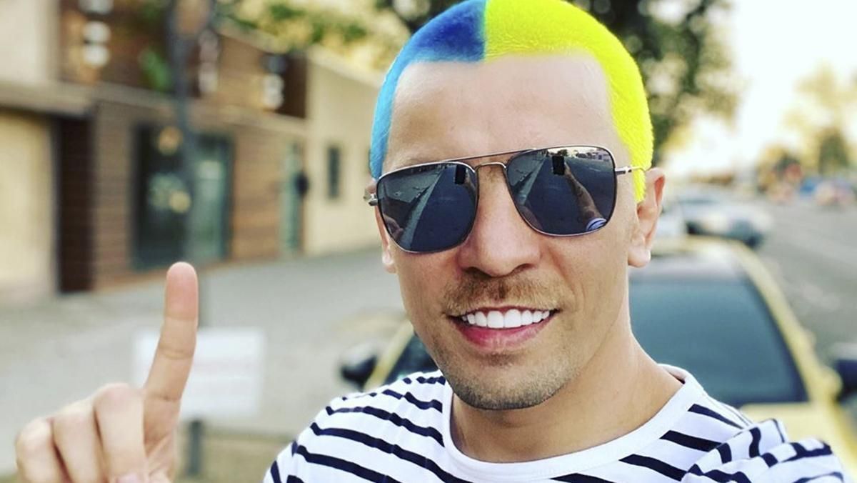 Сепаратист в команді: промоутера Усика закликали вигнати тренера, який виступав на чемпіонаті РФ Сепаратист в команді: промоутера Усика закликали вигнати тренера, який виступав на чемпіонаті РФ