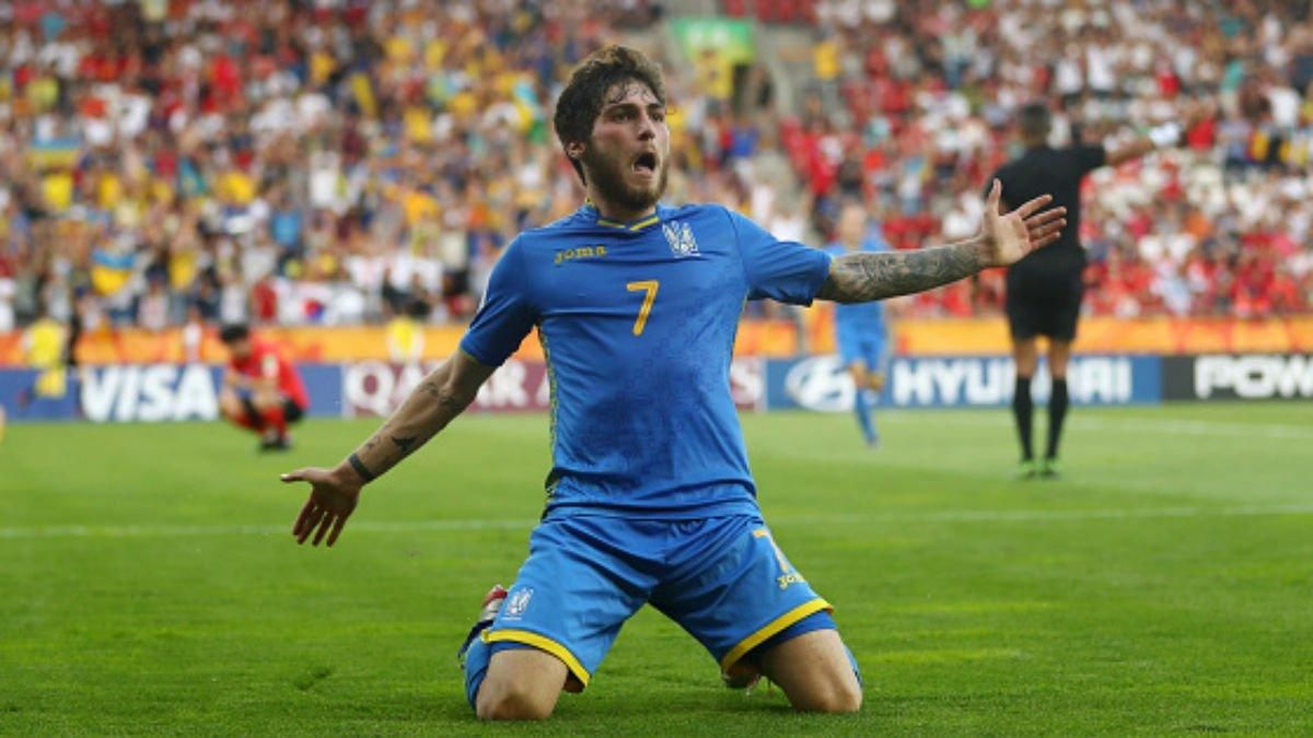 Чекаю вже два роки – ставили кого завгодно, але тільки не мене: крик душі футболіста "Динамо" Чекаю вже два роки – ставили кого завгодно, але тільки не мене: крик душі футболіста "Динамо"