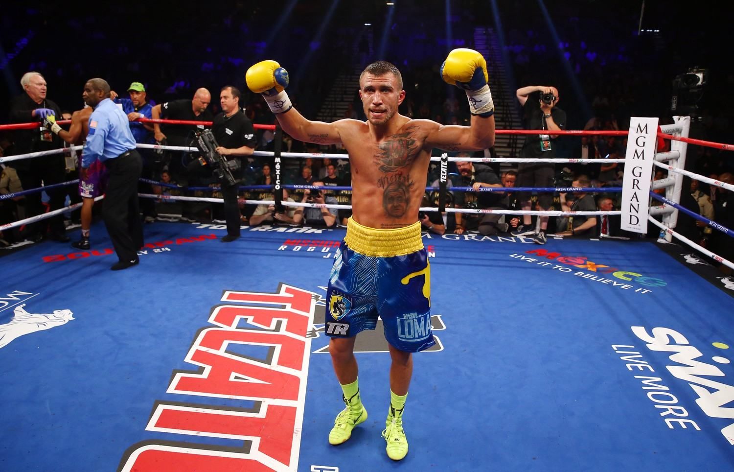 Тайсон включив Ломаченка в список найкращих боксерів сучасності: Він справжній звір Тайсон включив Ломаченка в список найкращих боксерів сучасності: Він справжній звір