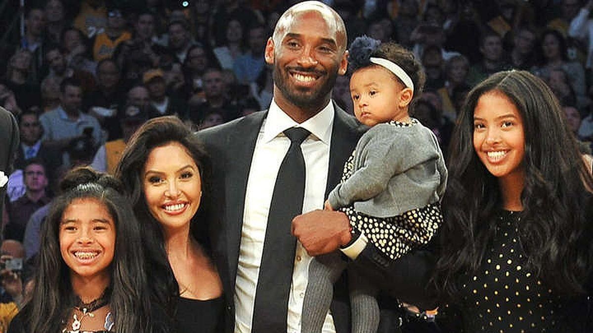 Загиблого Кобі Браянта звинуватили в смерті пасажирів вертольота Загиблого Кобі Браянта звинуватили в смерті пасажирів вертольота